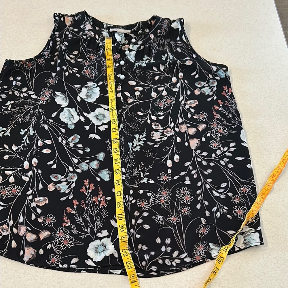 LOFT Women's Size S Black Floral Print Sleeveless Blouse - Picture 11 of 12